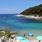By The Sea Apartment Mali Losinj